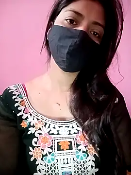 Snapshot of Mahi_Baby25 chatting on 10.07.25 Mahi Baby25 online show from 10.07.25