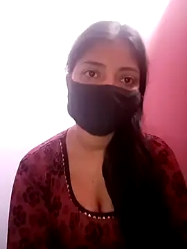 Snapshot of Mahi_Baby25 chatting on 10.19.25 Mahi Baby25 online show from 10.19.25