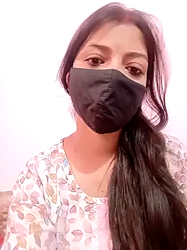 Snapshot of Mahi_Baby25 chatting on 10.21.25 Mahi Baby25 online show from 10.21.25