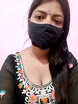 Snapshot of Mahi_Baby25 chatting on 10.23.25 Mahi Baby25 online show from 10.23.25