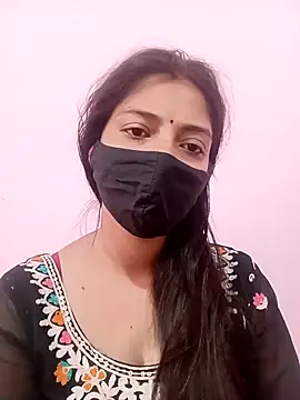 Snapshot of Mahi_Baby25 chatting on 10.26.25 Mahi Baby25 online show from 10.26.25