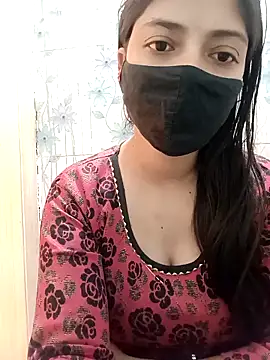 Snapshot of Mahi_Baby25 chatting on 11.16.25 Mahi Baby25 online show from 11.16.25