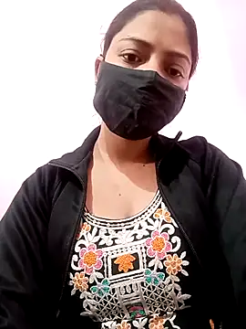 Snapshot of Mahi_Baby25 chatting on 12.16.25 Mahi Baby25 online show from 12.16.25