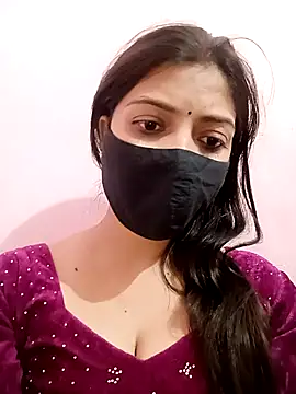 Snapshot of Mahi_Baby25 chatting on 12.19.25 Mahi Baby25 online show from 12.19.25