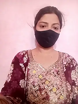 Snapshot of Mahi_Baby25 chatting on 06.15.26 Mahi Baby25 online show from 06.15.26