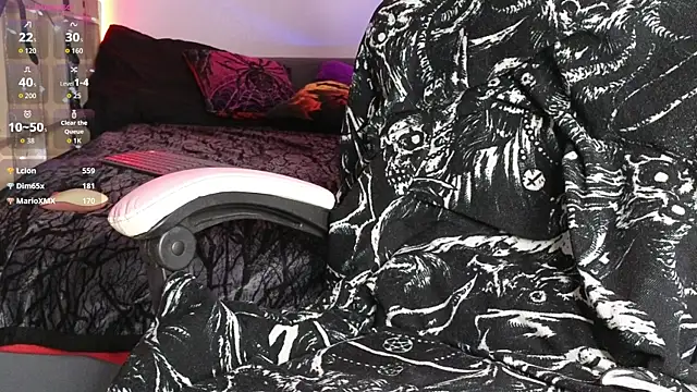 Snapshot of Devil_s_bride chatting on 01.18.26 Devil s bride online show from 01.18.26