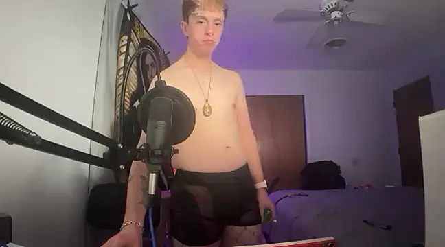 twentywithafelonyy online show from 12.14.24