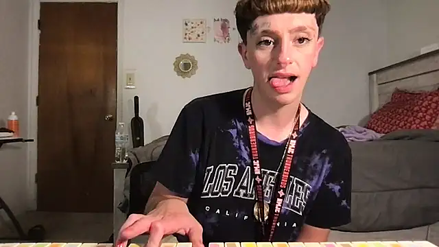 twentywithafelonyy online show from 09.25.25