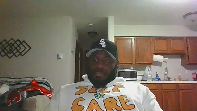 Snapshot of Stayinalive1992 chatting on 01.18.25 Stayinalive1992 online show from 01.18.25