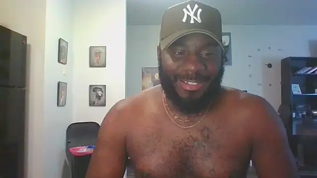 Snapshot of Stayinalive1992 chatting on 09.15.25 Stayinalive1992 online show from 09.15.25