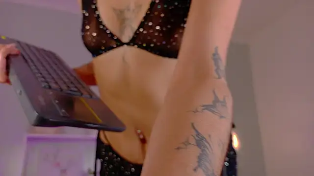 ParisFox  online show from 12.19.25