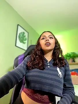 Snapshot of Liittleluaa_ chatting on 10.16.25 Liittleluaa  online show from 10.16.25
