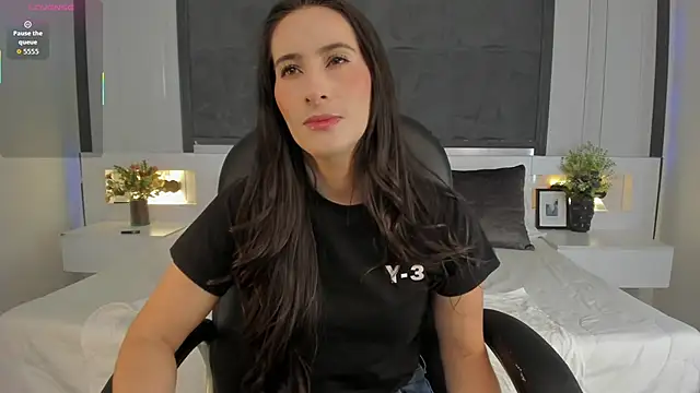 SaraGomez1 online show from 03.12.26