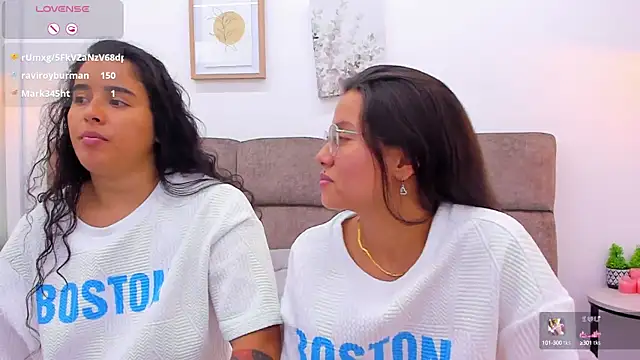 Snapshot of Dilan_y_Mia chatting on 02.12.25 Dilan y Mia online show from 02.12.25