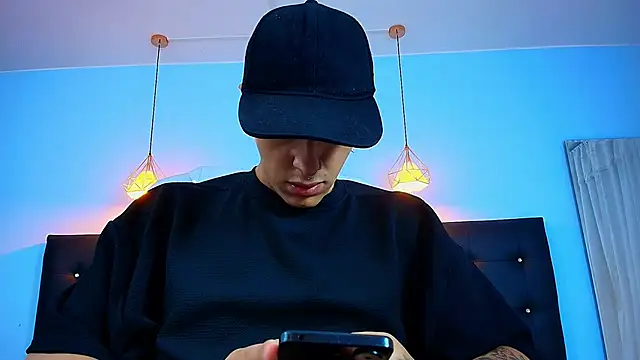 Lobo 17  online show from 01.31.25