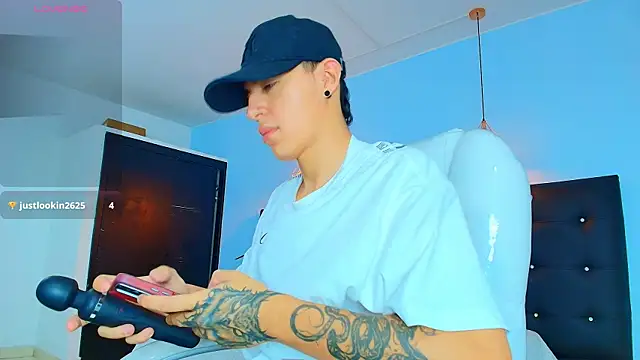 Lobo 17  online show from 09.30.25