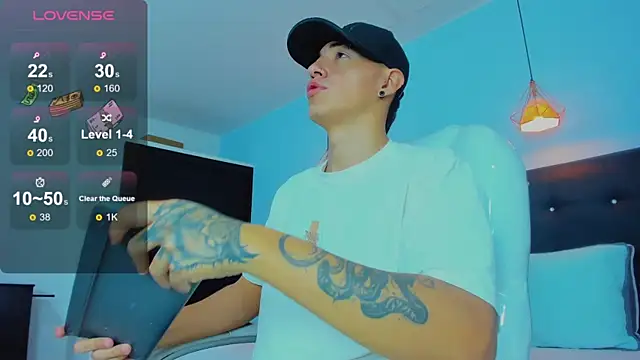 Lobo 17  online show from 11.18.25