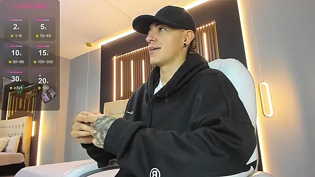 Lobo 17  online show from 03.11.26