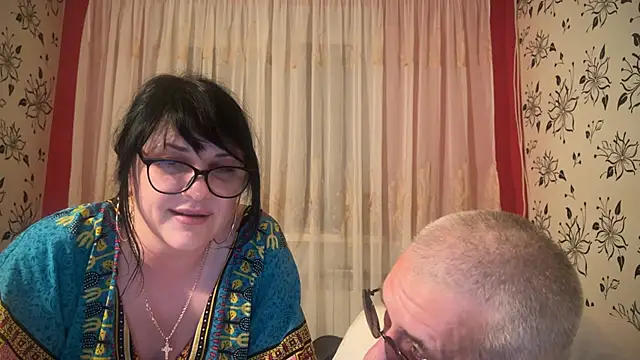 Snapshot of StellarTeam chatting on 03.02.25 StellarTeam online show from 03.02.25