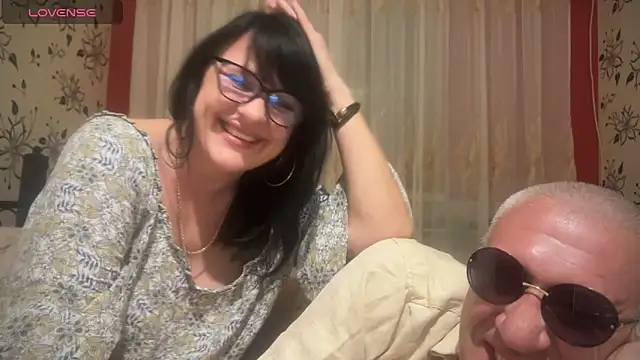 Snapshot of StellarTeam chatting on 03.22.25 StellarTeam online show from 03.22.25