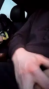 Snapshot of QcMisterv13 chatting on 02.21.25 QcMisterv13 online show from 02.21.25