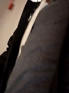 Snapshot of QcMisterv13 chatting on 02.25.25 QcMisterv13 online show from 02.25.25