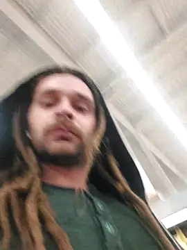 Snapshot of QcMisterv13 chatting on 10.02.25 QcMisterv13 online show from 10.02.25