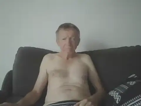 naturiste974 online show from 03.07.25