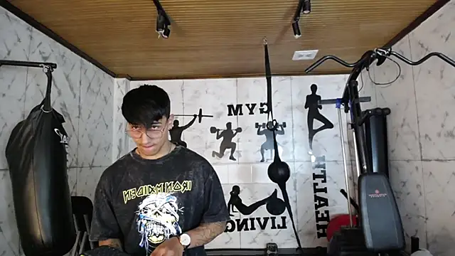 Snapshot of Andy_Joy_ chatting on 09.25.25 Andy Joy  online show from 09.25.25