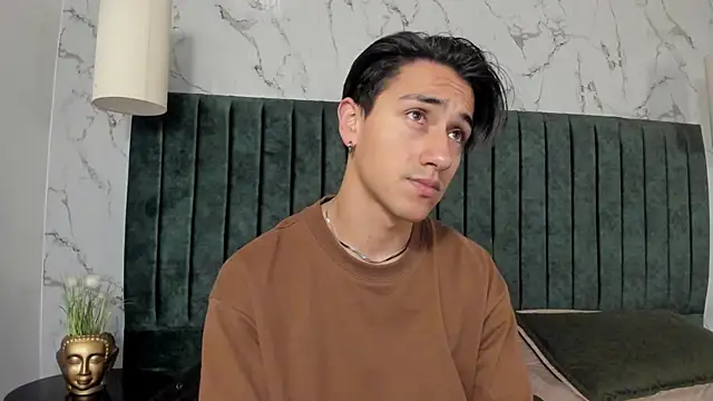 Andy Joy  online show from 02.13.26