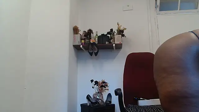 xTALLSEXYBUMx online show from 10.23.25