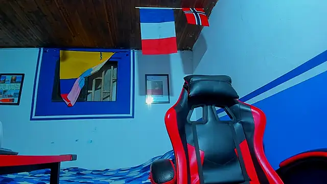 Snapshot of maxowens_oficial chatting on 02.27.26 maxowens oficial online show from 02.27.26