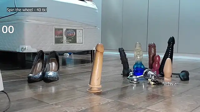 Snapshot of rafaslave chatting on 03.16.25 rafaslave online show from 03.16.25