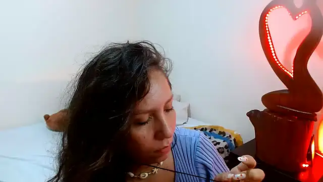 naihroby online show from 12.21.24