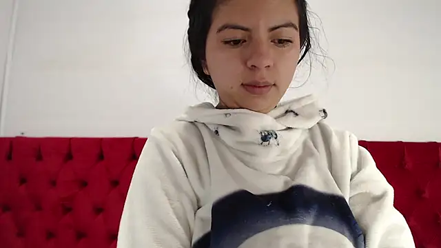 Snapshot of CarolineBrunx chatting on 01.05.25 CarolineBrunx online show from 01.05.25