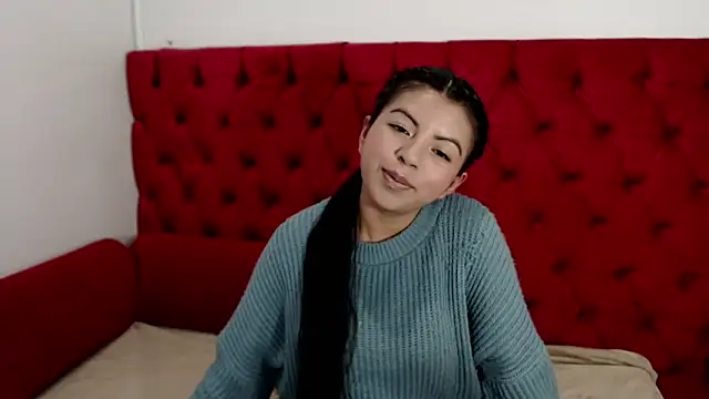 Snapshot of CarolineBrunx chatting on 01.19.25 CarolineBrunx online show from 01.19.25