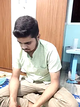 Snapshot of Ishan003 chatting on 04.24.26 Ishan003 online show from 04.24.26