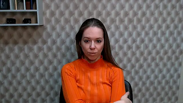 GloriaSi  online show from 02.14.25