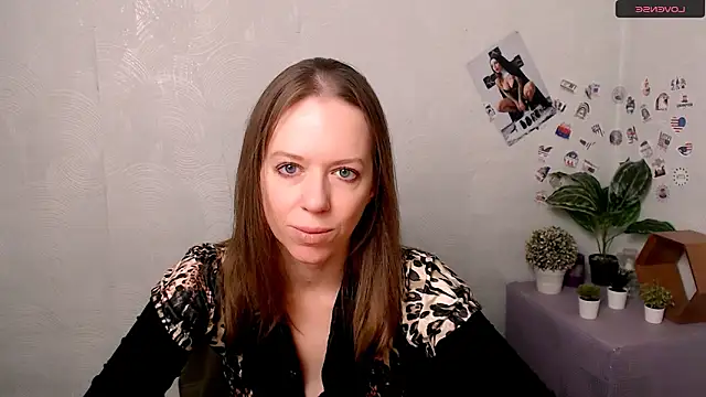 GloriaSi  online show from 12.05.25