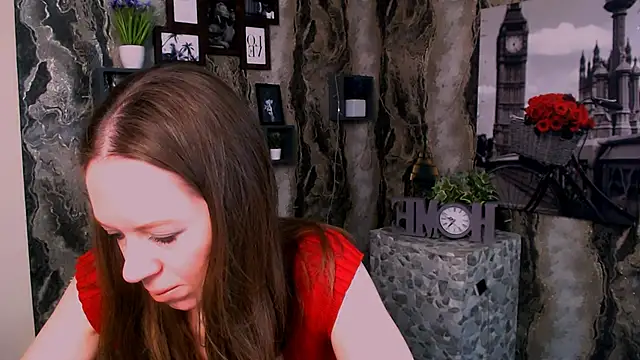 GloriaSi  online show from 02.15.26