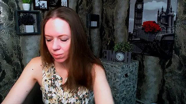 GloriaSi  online show from 02.21.26