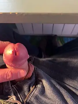  t0ni0  online show from 02.13.25