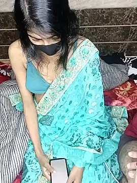 Snapshot of Shalu79 chatting on 12.22.24 Shalu79 online show from 12.22.24