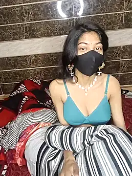 Snapshot of Shalu79 chatting on 12.31.24 Shalu79 online show from 12.31.24
