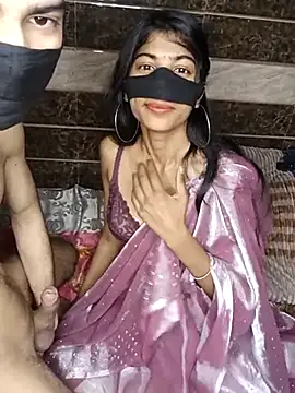Snapshot of Shalu79 chatting on 02.24.25 Shalu79 online show from 02.24.25