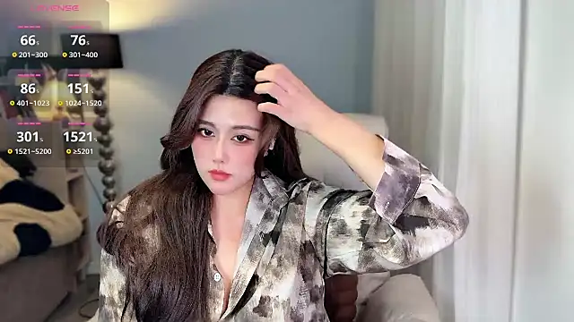 Snapshot of Strawberrybabyy1 chatting on 12.01.24 Strawberrybabyy1 online show from 12.01.24