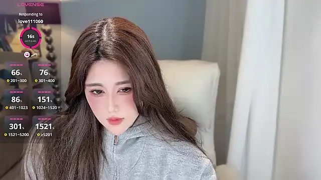 Snapshot of Strawberrybabyy1 chatting on 12.03.24 Strawberrybabyy1 online show from 12.03.24