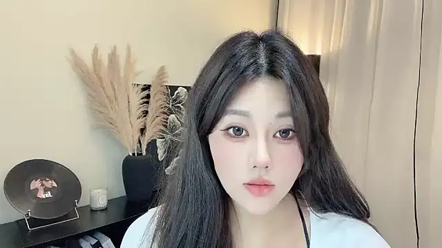 Snapshot of Strawberrybabyy1 chatting on 03.12.25 Strawberrybabyy1 online show from 03.12.25