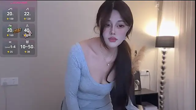 Strawberrybabyy1 online show from 12.15.25