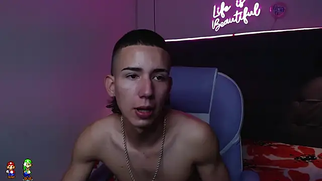 Snapshot of JackSwan18 chatting on 12.05.24 JackSwan18 online show from 12.05.24